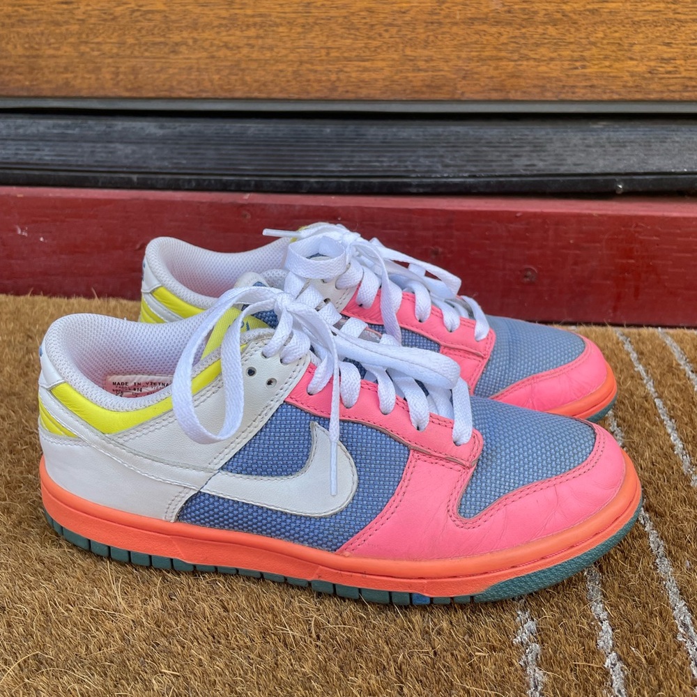 Nike Dunks - White and Pink Sneakers